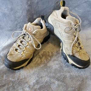MERRELL Moab Ventilator Hiking/Trail Shoes 7.5